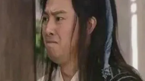 巴塞罗那右后卫引援目标集中：弗林蓬领先，万德松等四将成热门人选